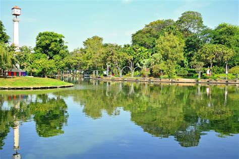 Hotels near Dusit Zoo (Khao Din), Bangkok.